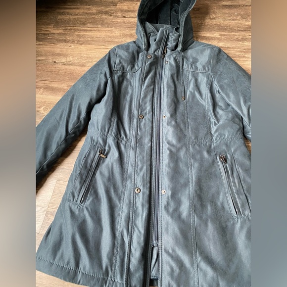 NWOT Croft & Barrow Windbreaker Women’s Jacket Size M Blue Full Zip Outdoor - Picture 9 of 9